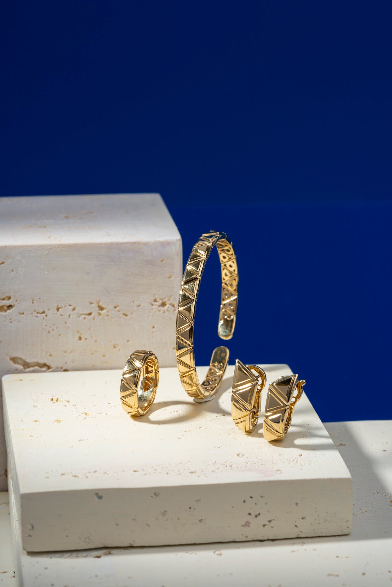 Marina B Rings – 18K Gold Statement Rings with Pavé Diamonds